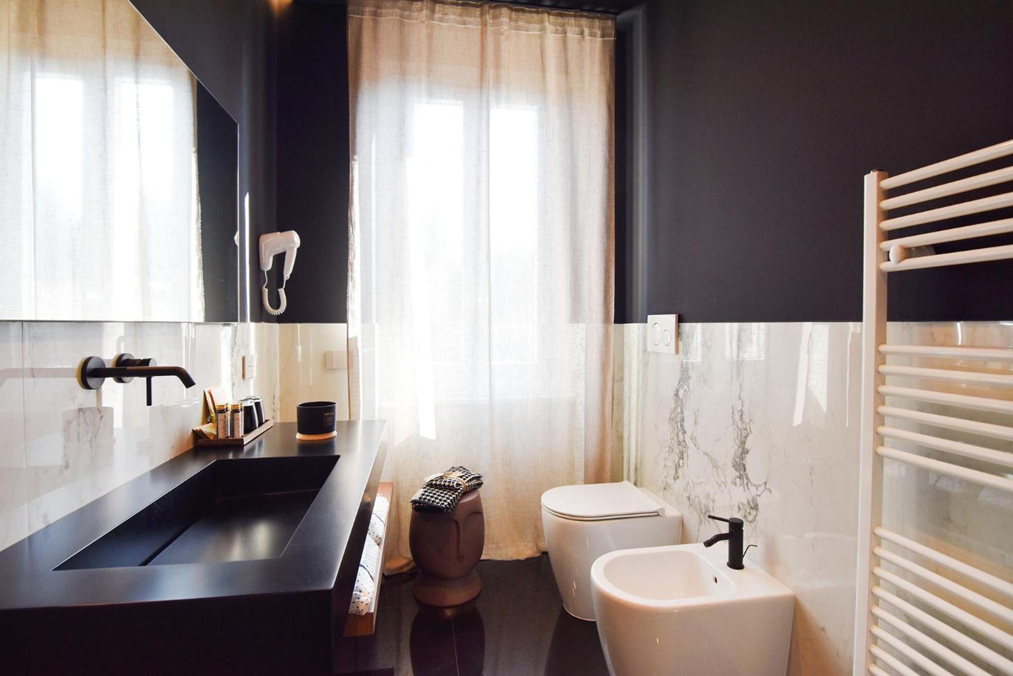 Nuova Cafe' Suite Salice Terme Ngoại thất bức ảnh