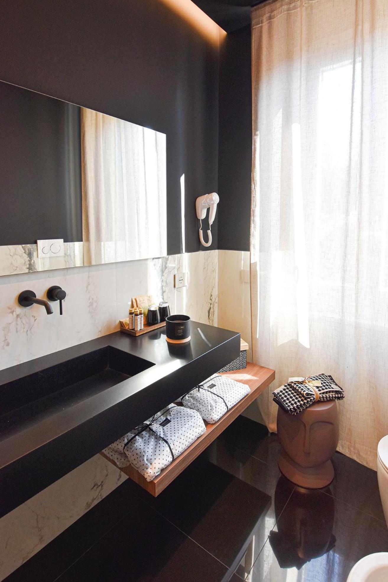 Nuova Cafe' Suite Salice Terme Ngoại thất bức ảnh