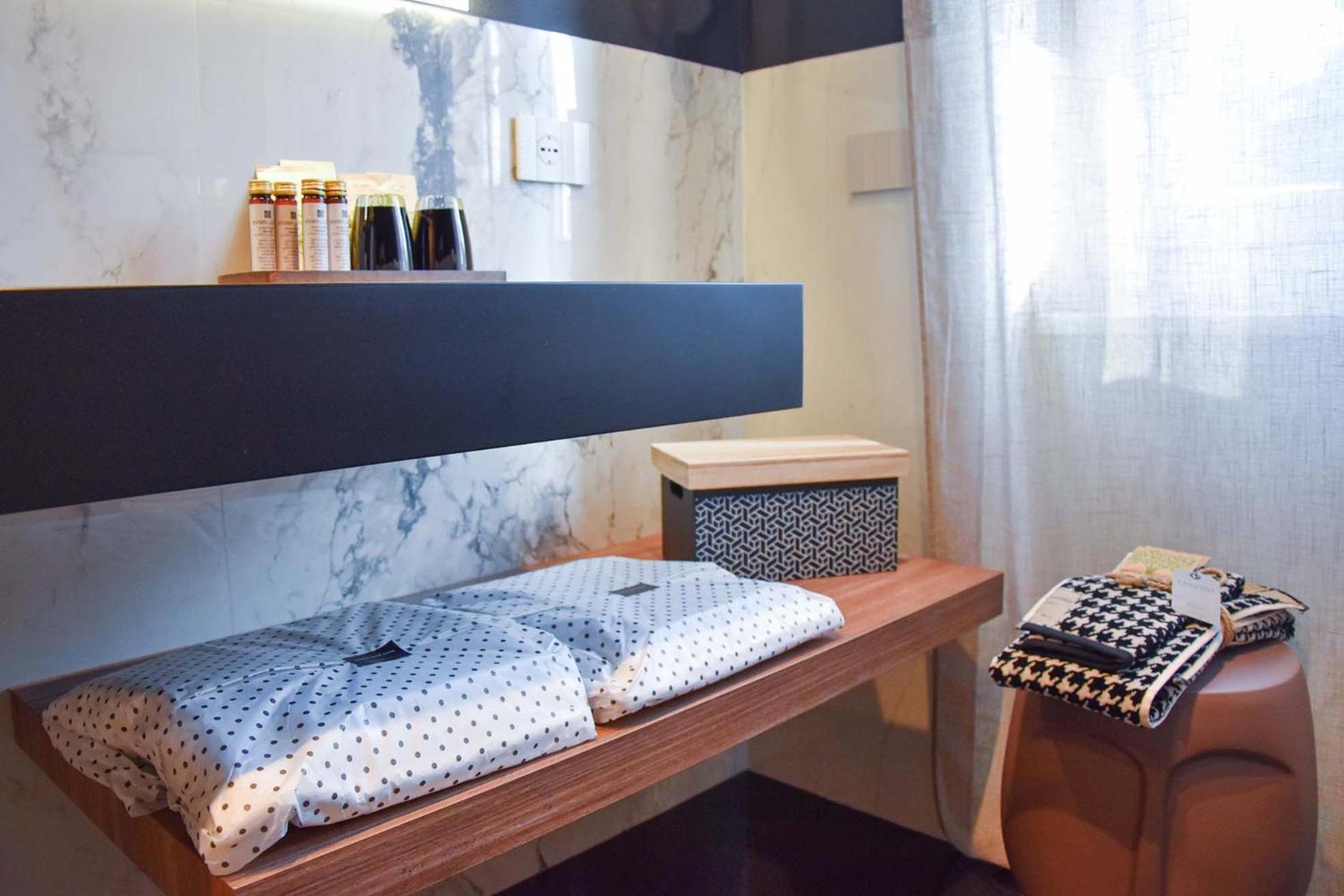 Nuova Cafe' Suite Salice Terme Ngoại thất bức ảnh